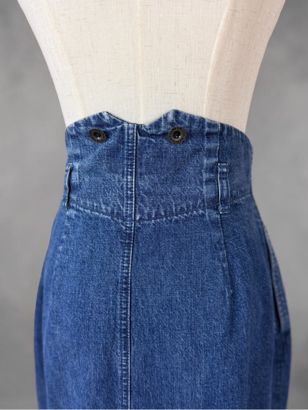 Ralph Ralph Lauren  c. 1990s High Waisted Denim Pencil Skirt  | 8 - Picture 4 of 5